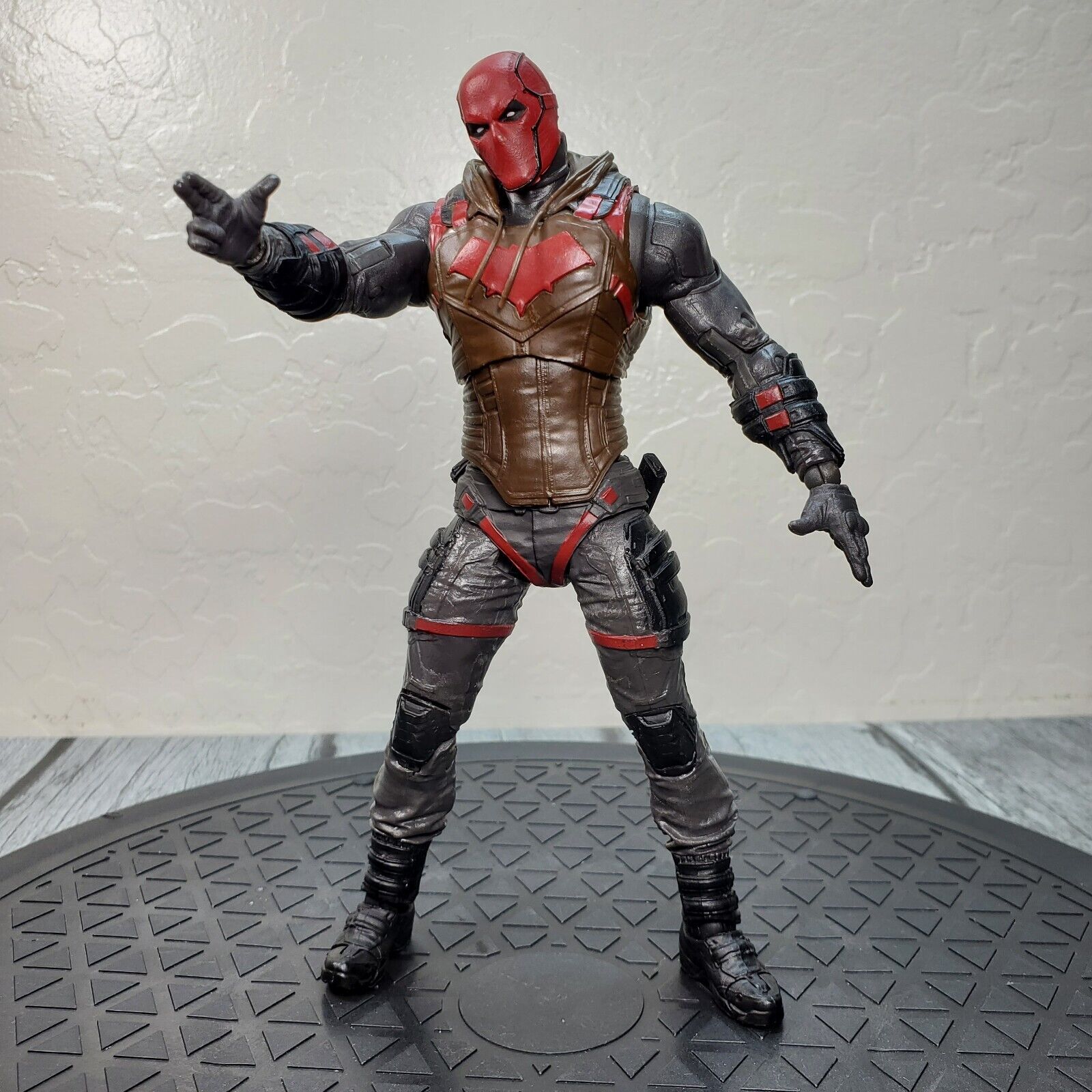 Adorable McFarlane DC Multiverse Red Hood Gotham Knights 7″ Action Figure 2021 Loose on eBay