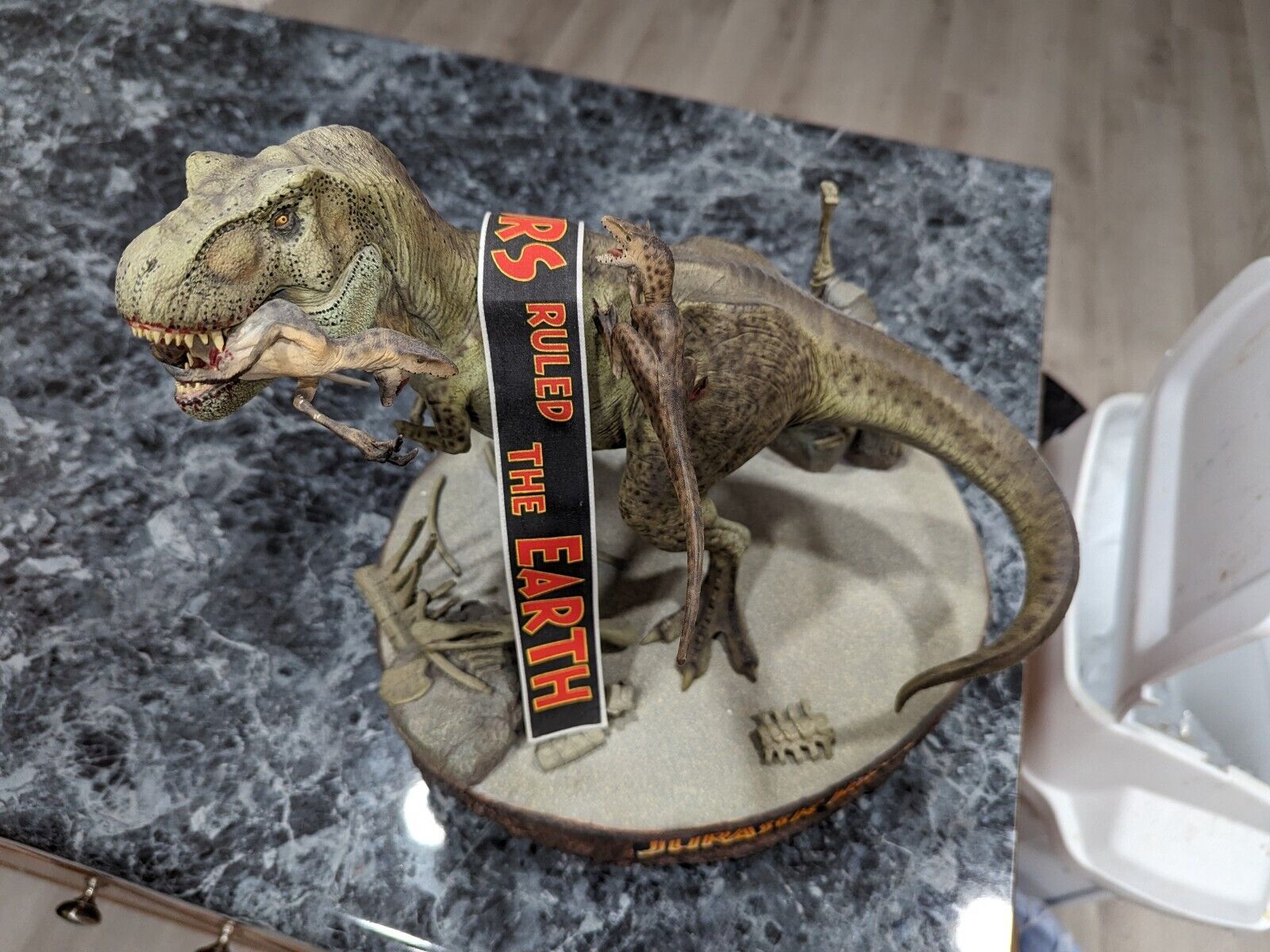 Fancy Sideshow Collectibles T-Rex vs Velociraptors Diorama Statue Premium Format USED on eBay